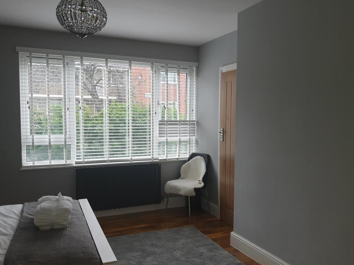Arsenal Highbury & Islington Beautifully Presented Bed and Breakfast Londen Buitenkant foto